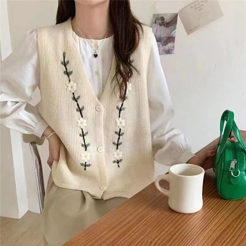 【tops】刺繍ニットベスト　M29014