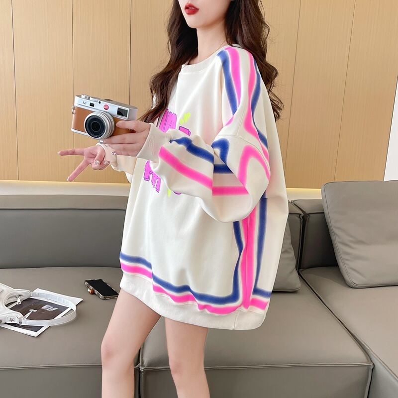 【tops】クルーネックプリントプルオーバー　M18639