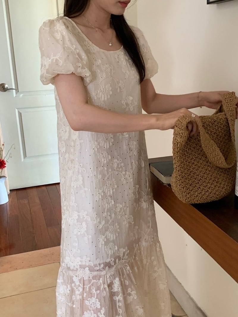 【dress】ジャカード刺繍ワンピース　M24731