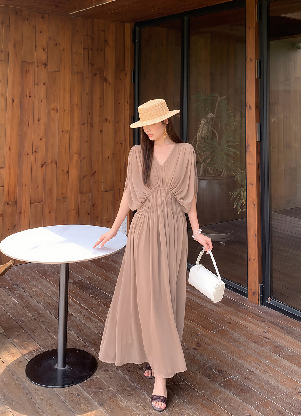 【dress】Vネックロングワンピース Q8756