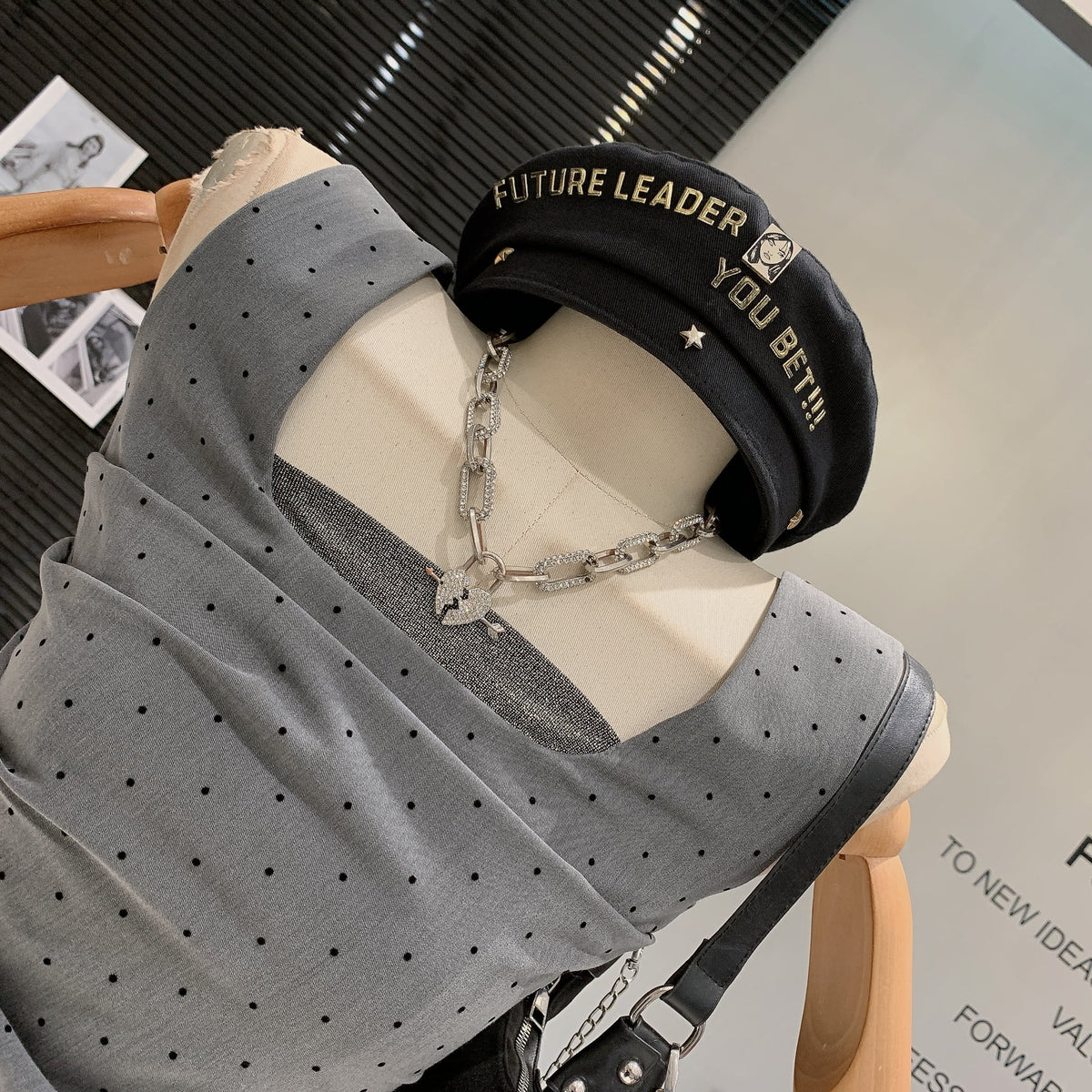 【set】ドット柄トップス×ショートパンツセット　M24780