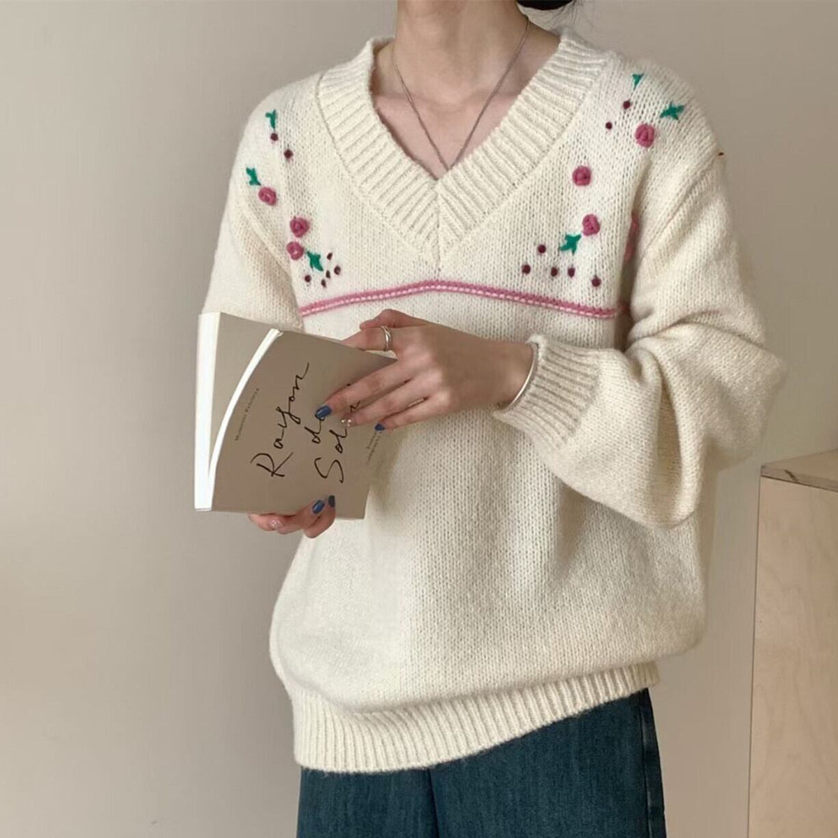 【tops】Vネックニットセーター　M27122