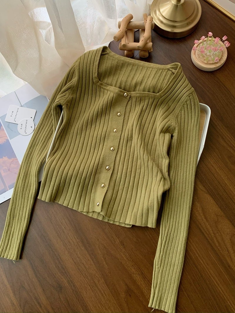 【outer】ボタンデザインニットセーター　M29417