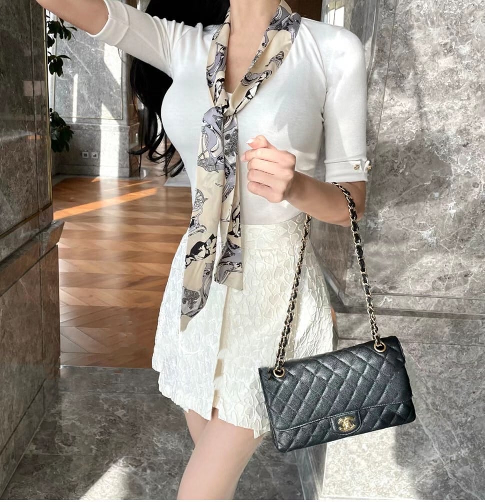 【tops】Vネック5分袖TシャツG21338