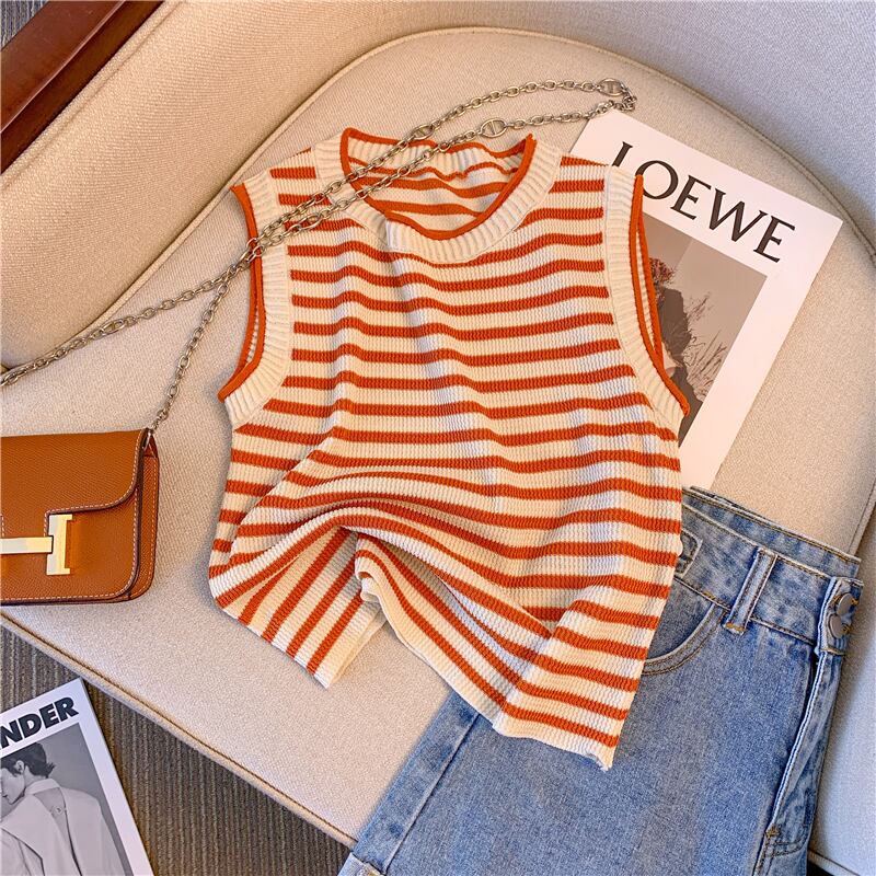 【tops】ボーダー柄ニットタンクトップF7178