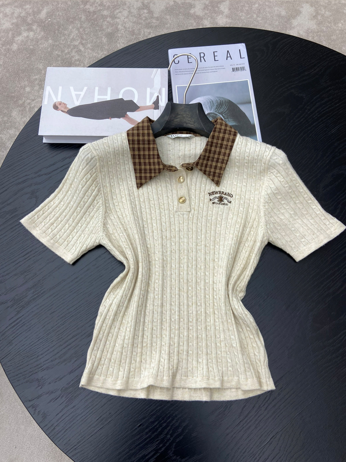 【tops】チェック柄ネックニットポロシャツ Q8947