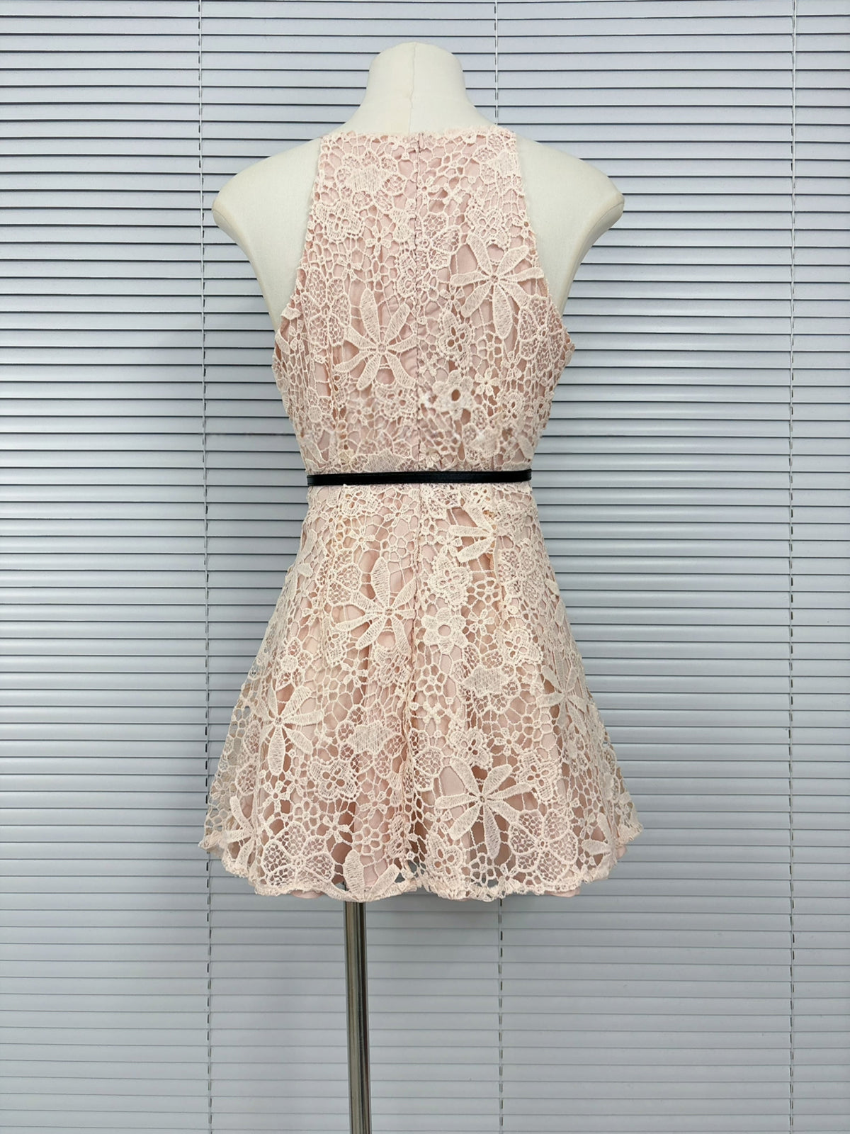 【dress】リボンベルトレースワンピース Q8755