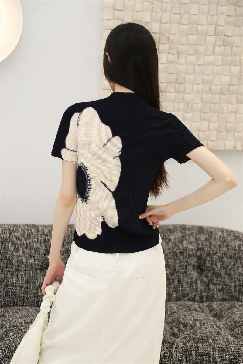 【tops】ハーフネックギャザーTシャツG20184