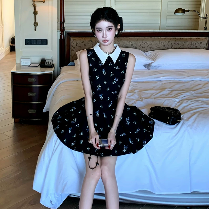 【dress】ノースリーブ花柄フレアミニワンピース Q8413