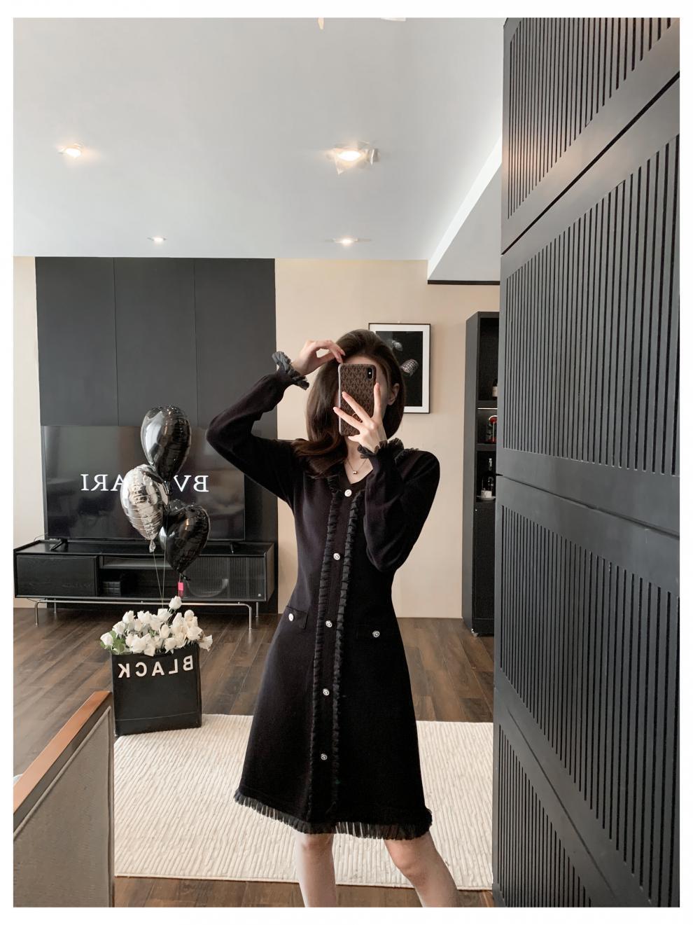 【dress】Vネックニットワンピース　M25490
