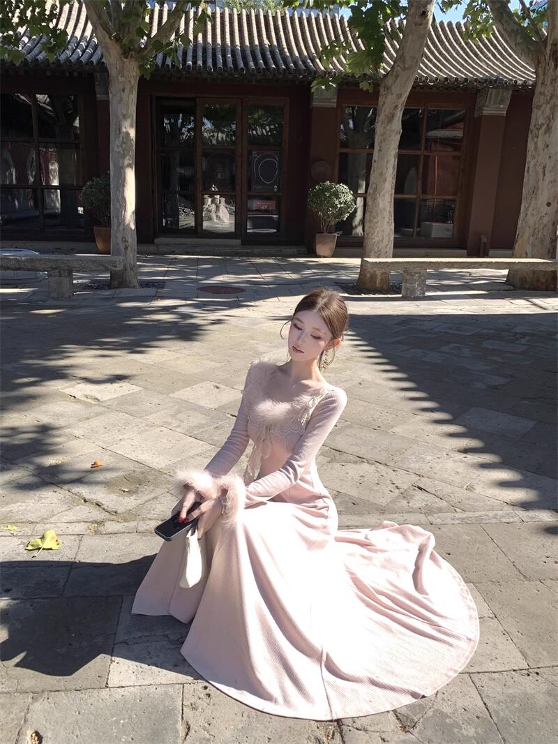 【dress】ファードッキングニットワンピース Q7589