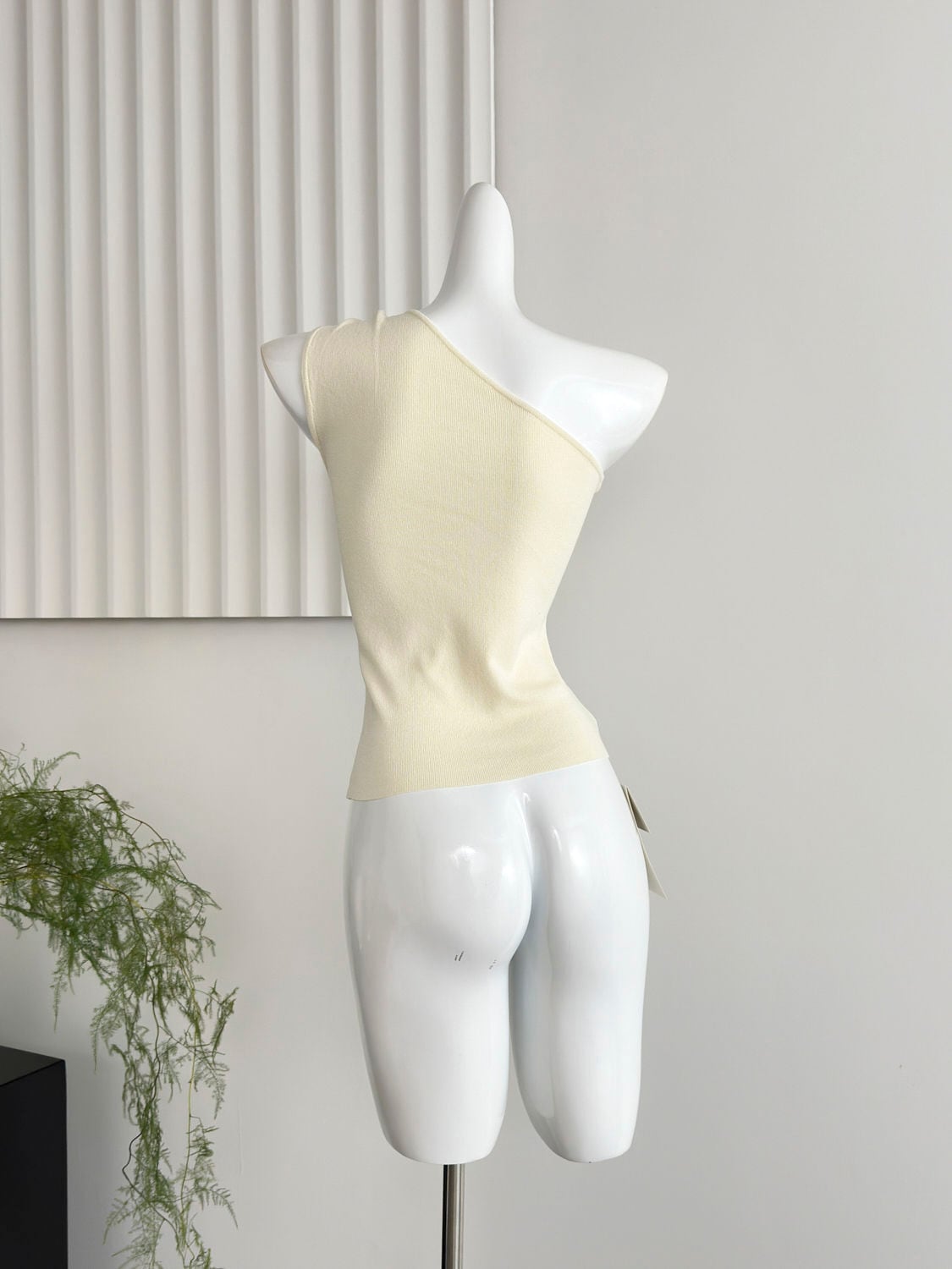 【tops】オフショルダートップス　M24494