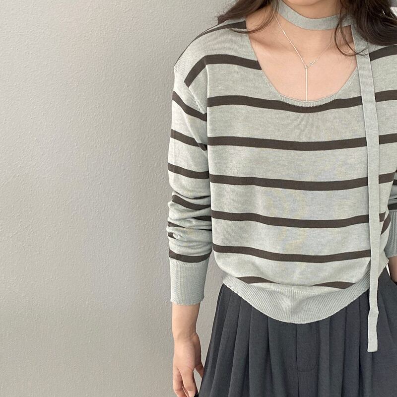 【tops】スカーフ付きボーダー柄ニットトップス Q8284