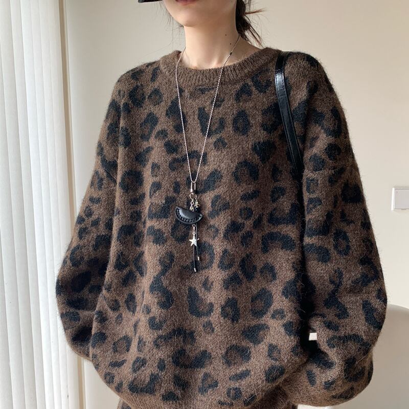 【tops】ヒョウ柄ニットトップス Q7175