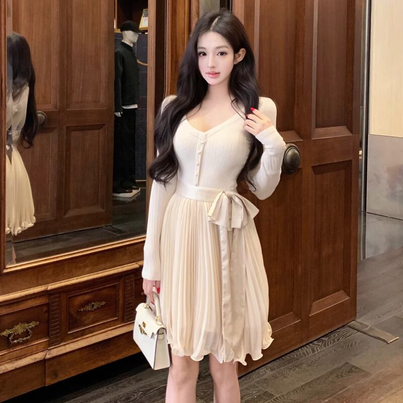 【dress】リボン付きプリーツニットワンピース Q7283