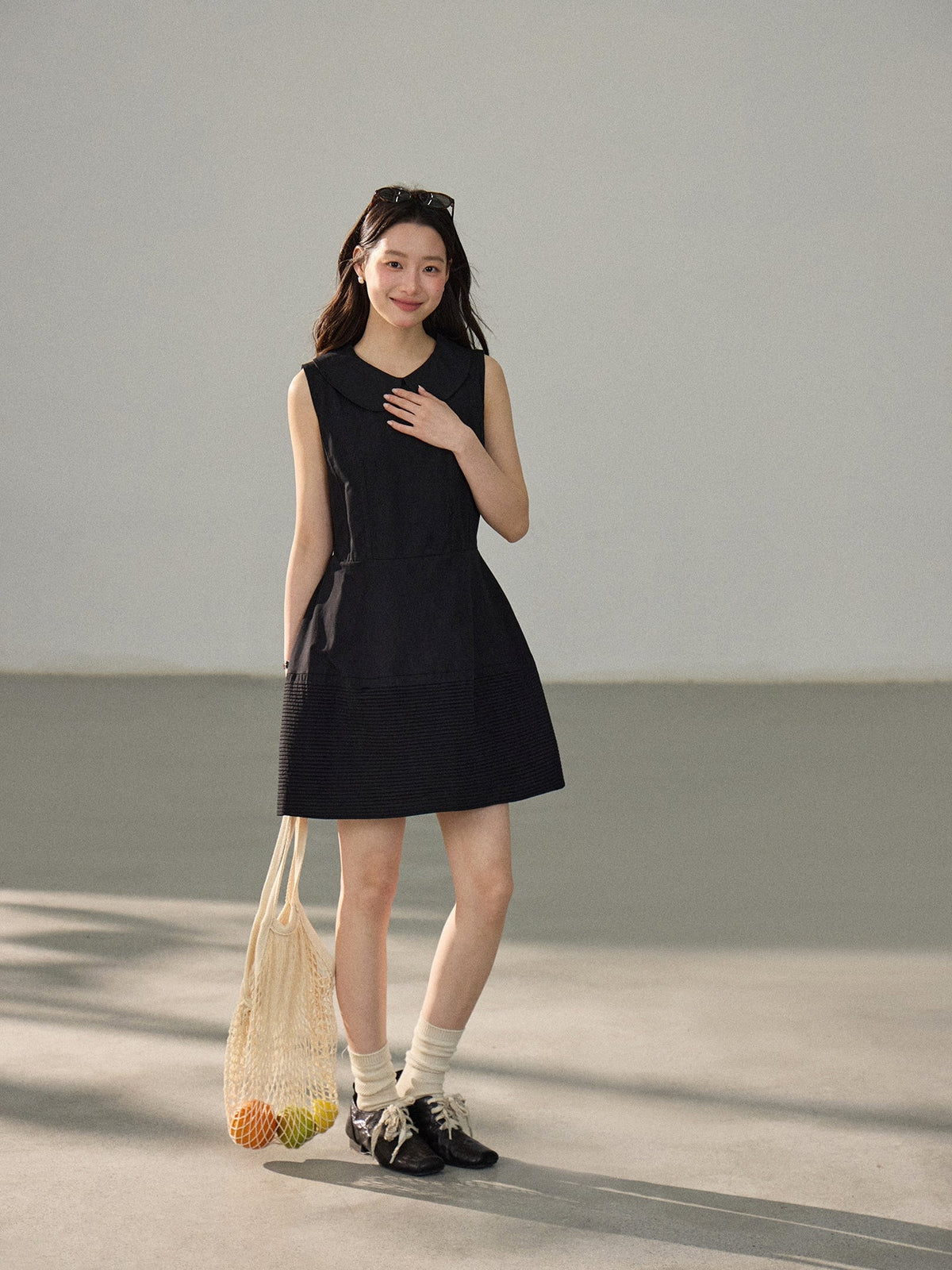 【dress】ピーターパンカラーノースリーブワンピース Q8802