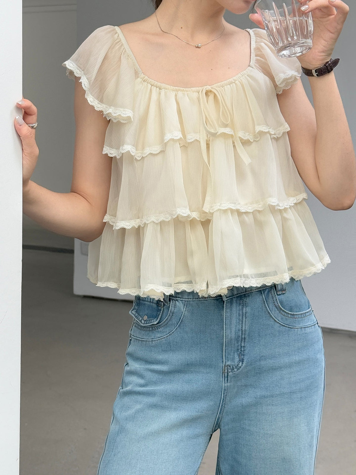 【tops】フリルトップス Q8804