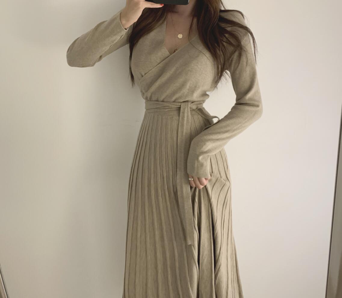 【dress】エレガント早い者勝ち 気質満点レトロ着痩せVネックニットワンピース G1759