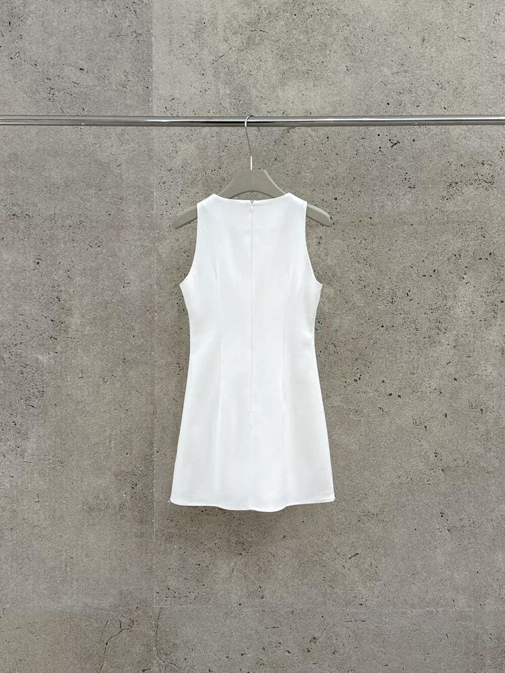 【dress】リボン付きノースリーブワンピース Q8774