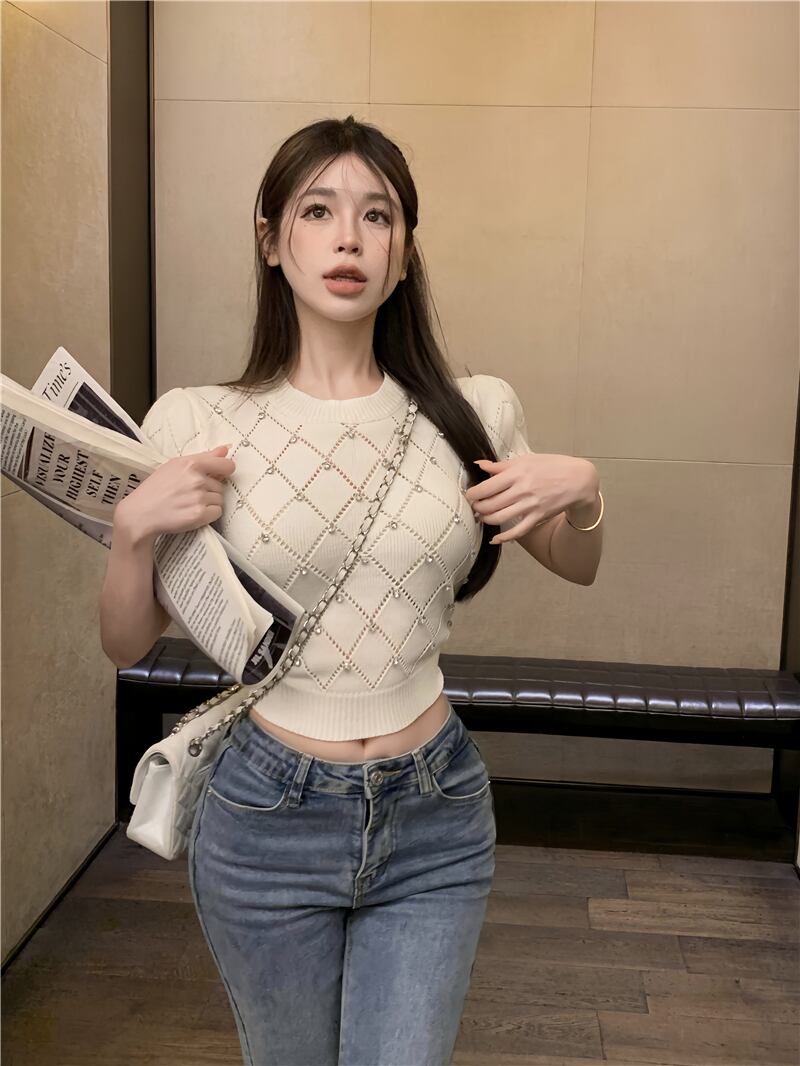 【tops】細身効果抜群♪夏新作3色ラウンドネック半袖ビーズ飾り体型カバー着回し薄手ニットF4718