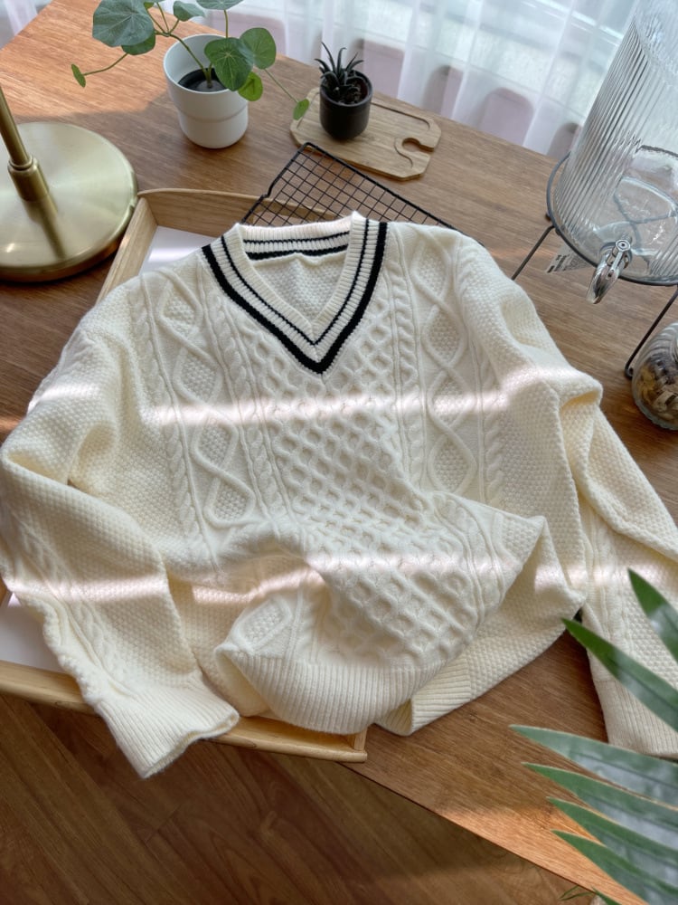 【tops】Vネックニットセーター　M28962