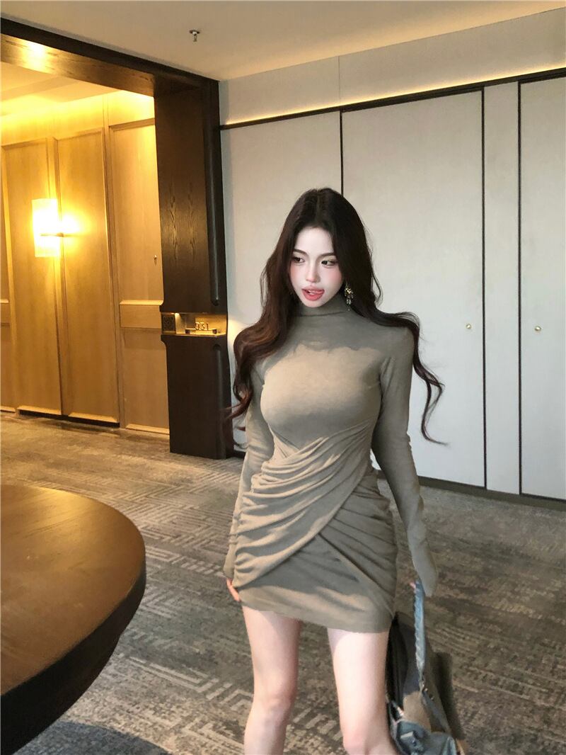 【dress】クロス切り替えワンピース　M28381