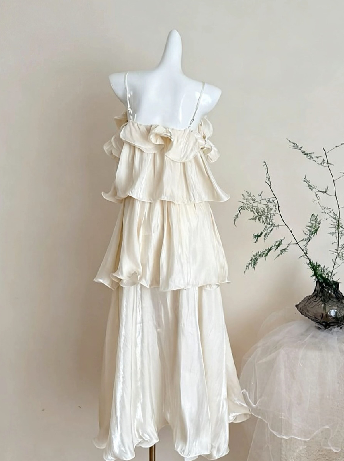 【dress】ギャザーフリルロングキャミワンピース Q8553