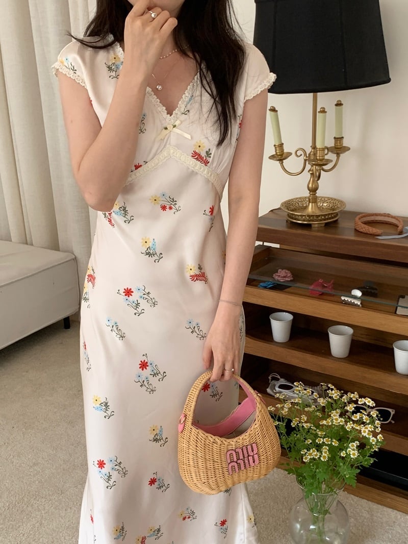 【dress】Vネックワンピース　M24468