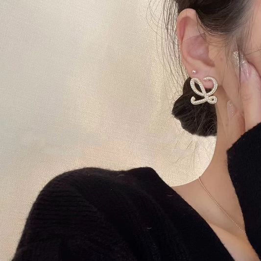 【小物】透かし彫りピアスアクセサリーF7735