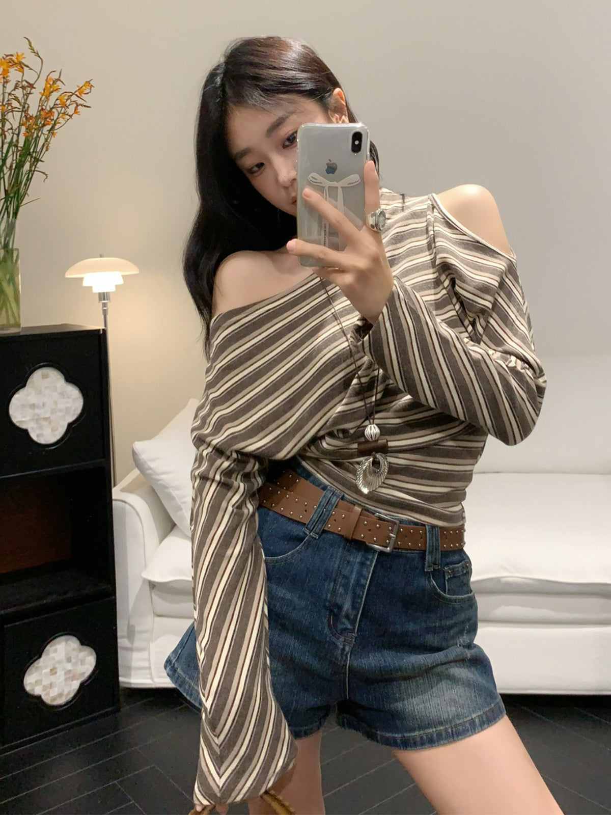 【tops】ネックレス付きワンショルダートップス Q9016