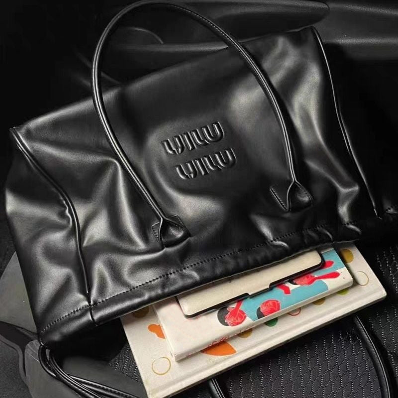 【小物】大容量ハンドバッグF8121