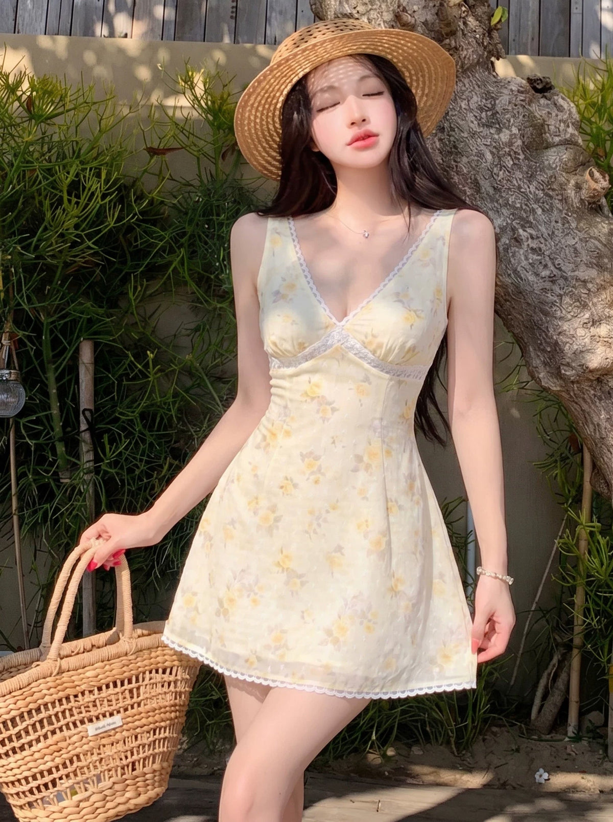 【dress】フラワー柄レースドッキングキャミワンピース Q8713