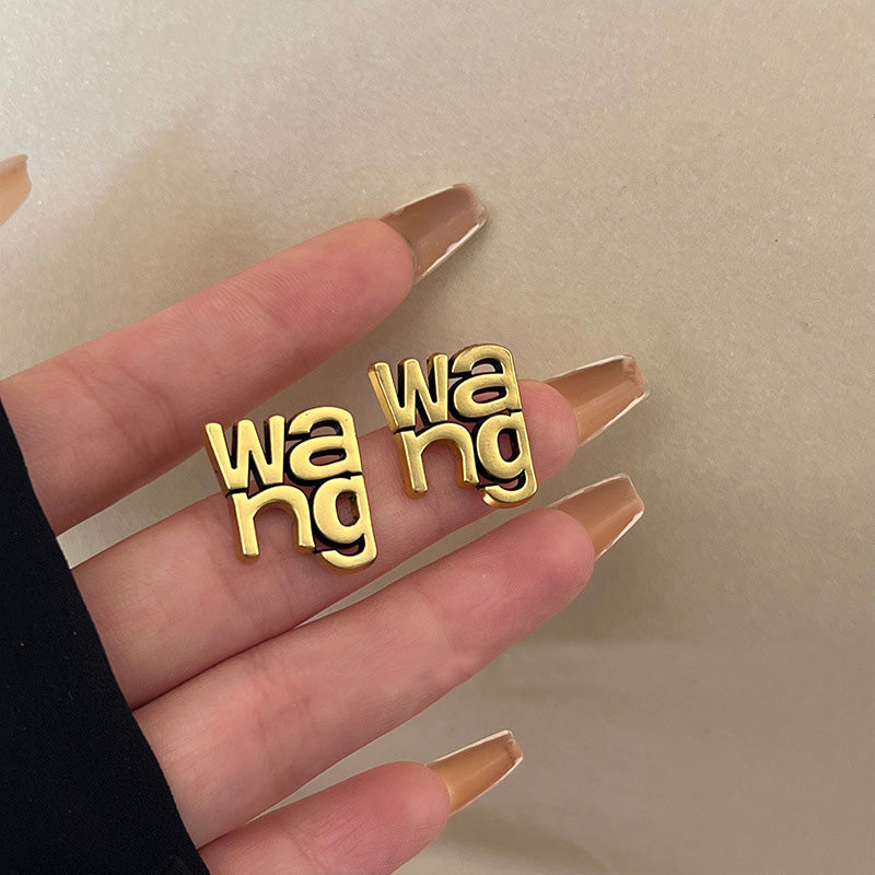 【小物】キラキラ英字柄ピアスアクセサリーF7913