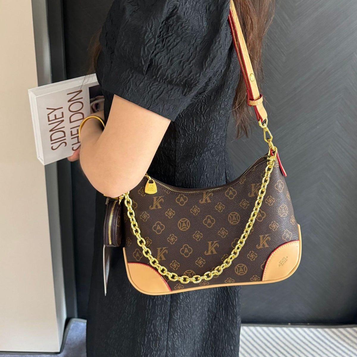 【小物】3色ショルダーバッグF8150