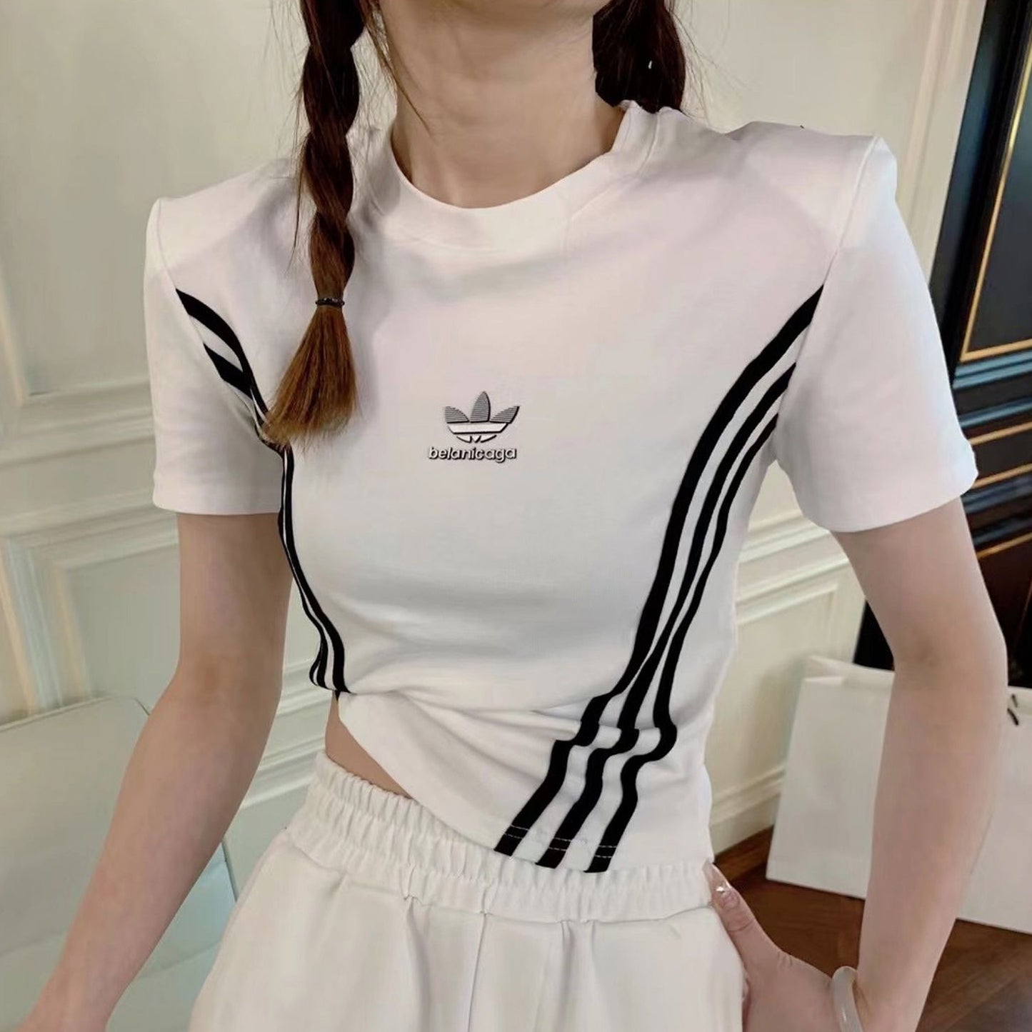 【tops】ラウンドネック半袖着やせTシャツF7809