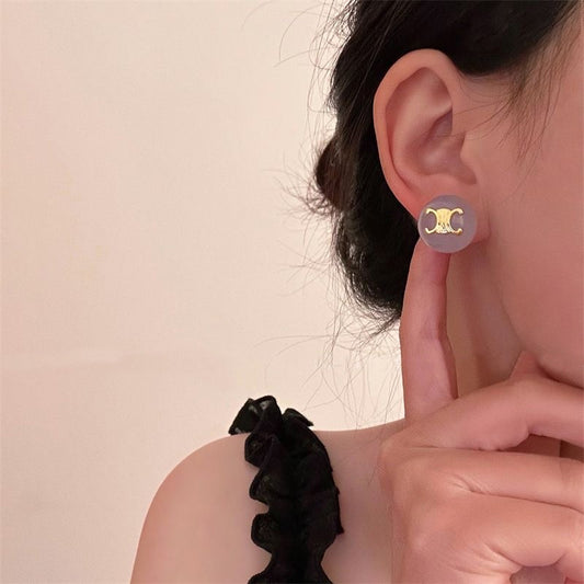 【小物】2色英字柄ピアスアクセサリーF8127