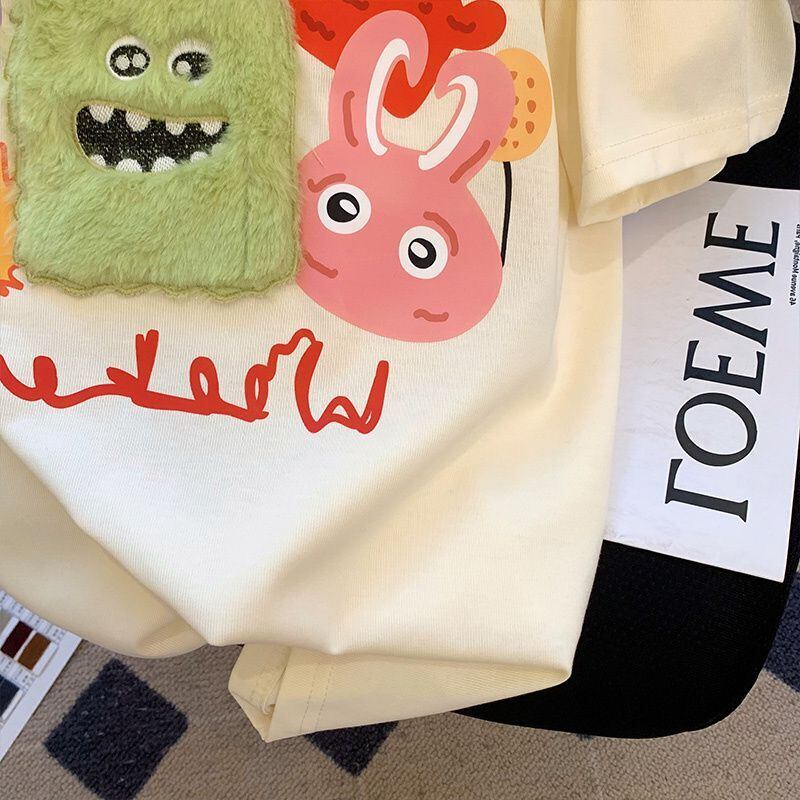 【tops】半袖キャラクターＴシャツF7354