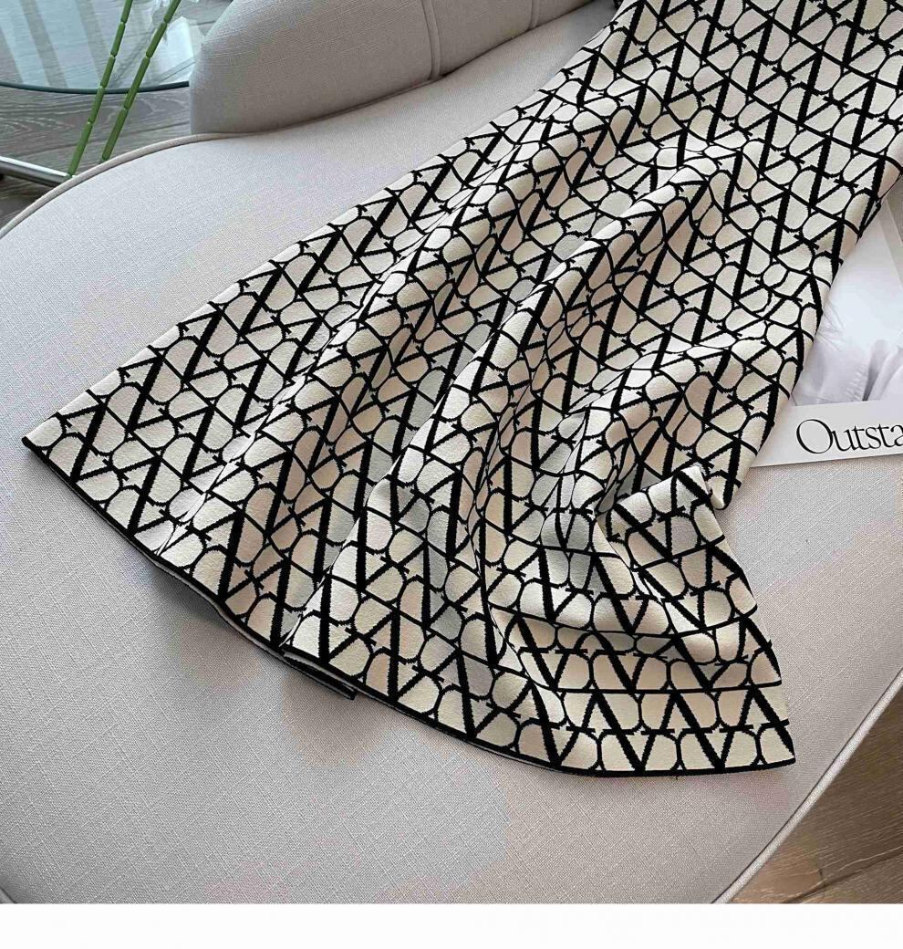 【dress】好感度満載！ラウンドネック半袖プリント配色AラインワンピースF5600