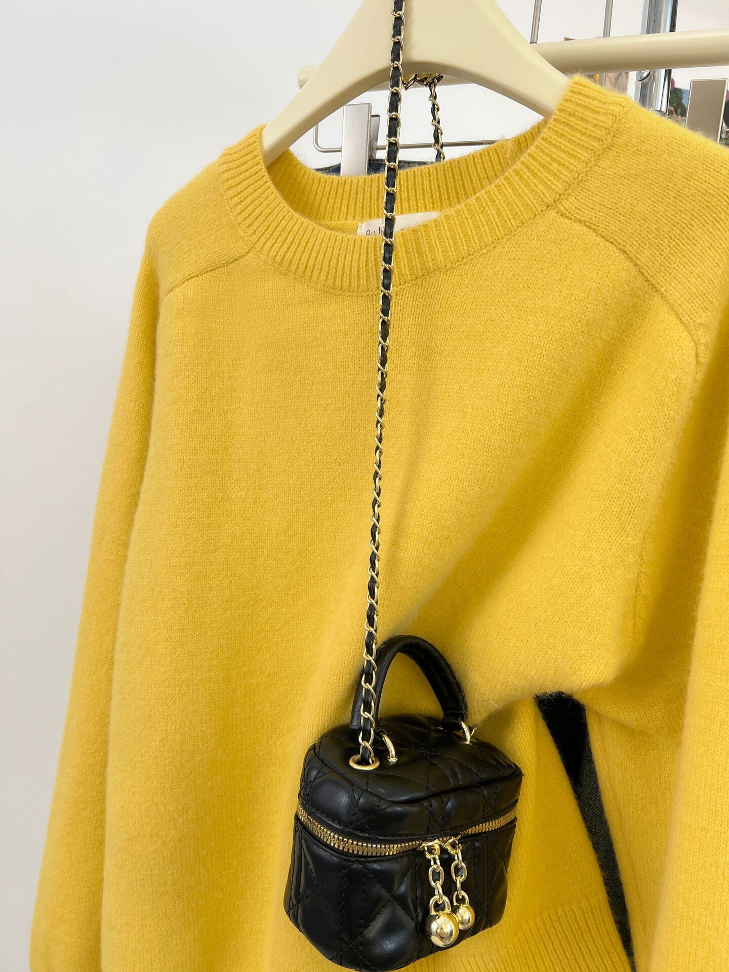 【tops】クルーネックニットセーター　M29318