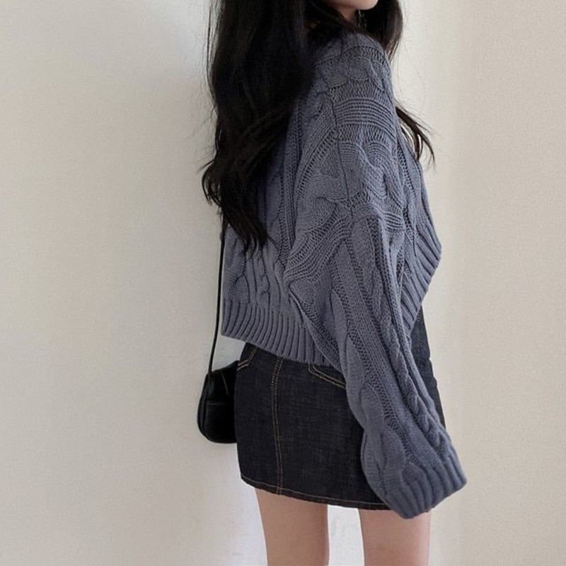 【tops】Vネックニットセーター　M26907