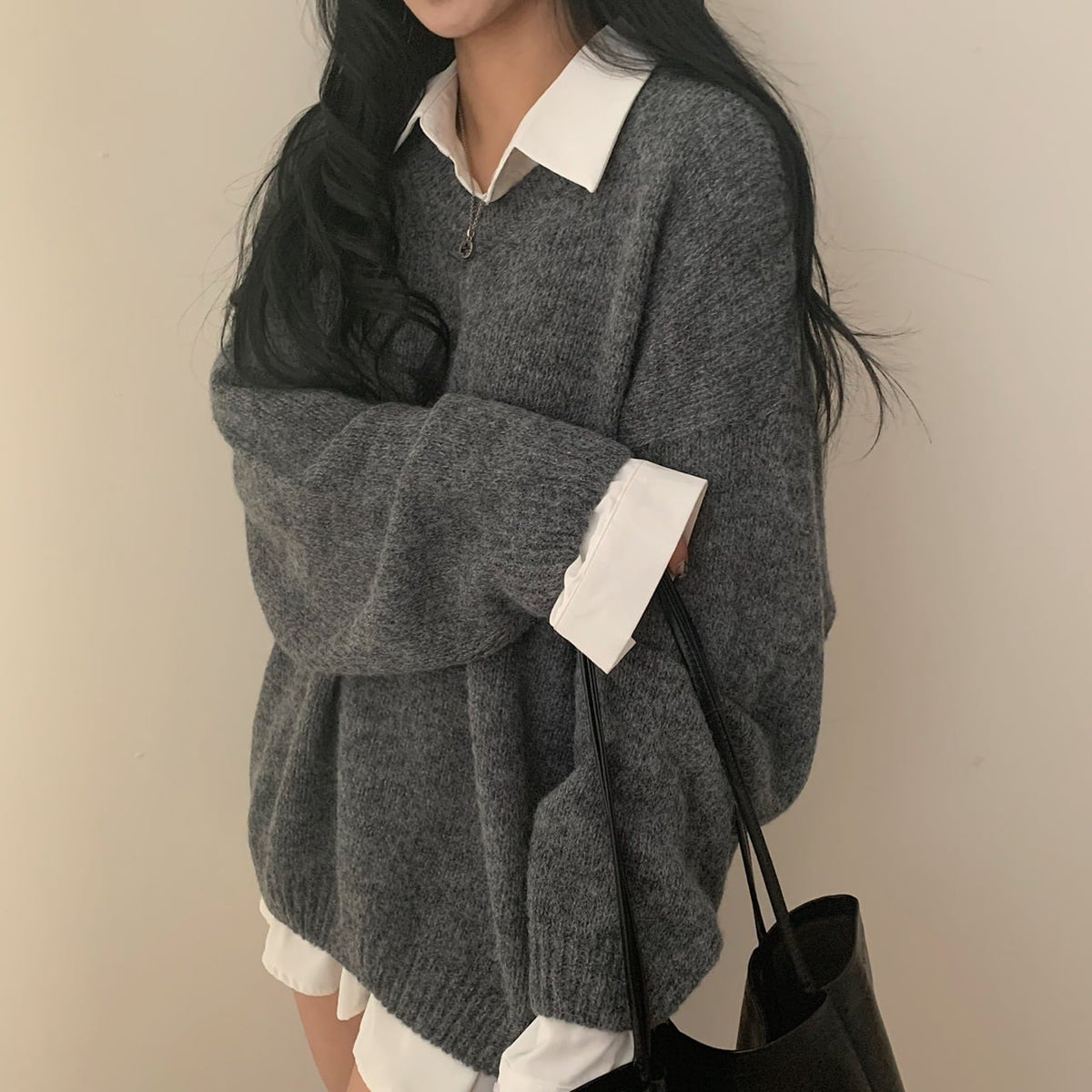 【tops】Vネックニットセーター　M25349