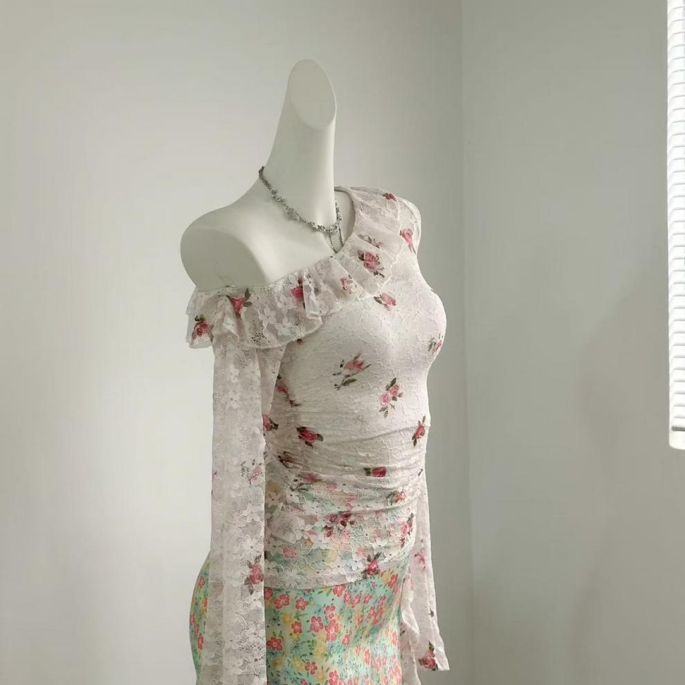 【tops】フリルレーストップスベアトップ付き　M29538
