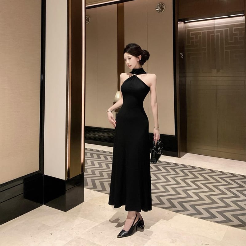 【dress】ホルターネックタイトロングワンピース Q8186