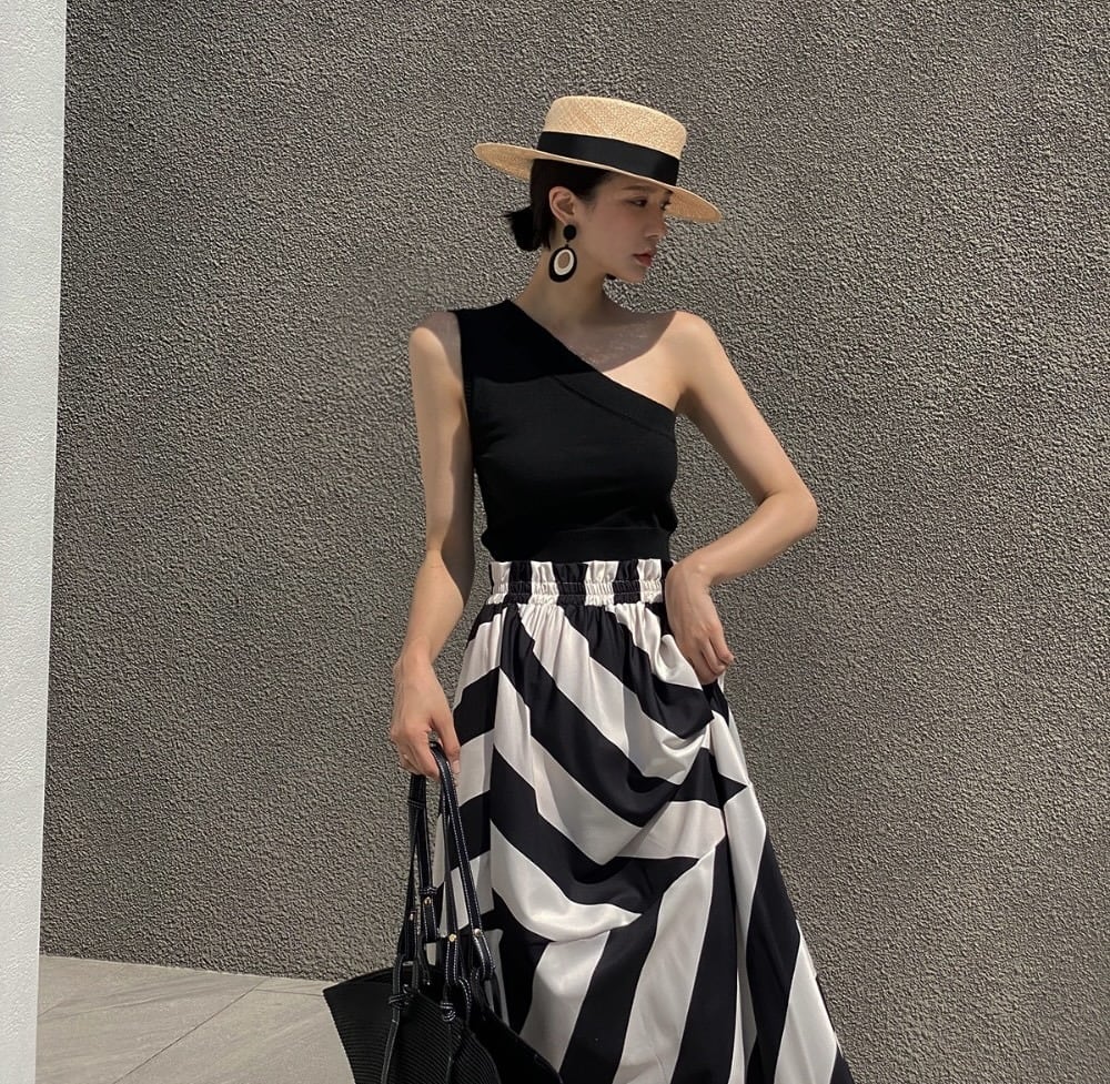 【set】オフショルダートップス×スカートセット　M24733