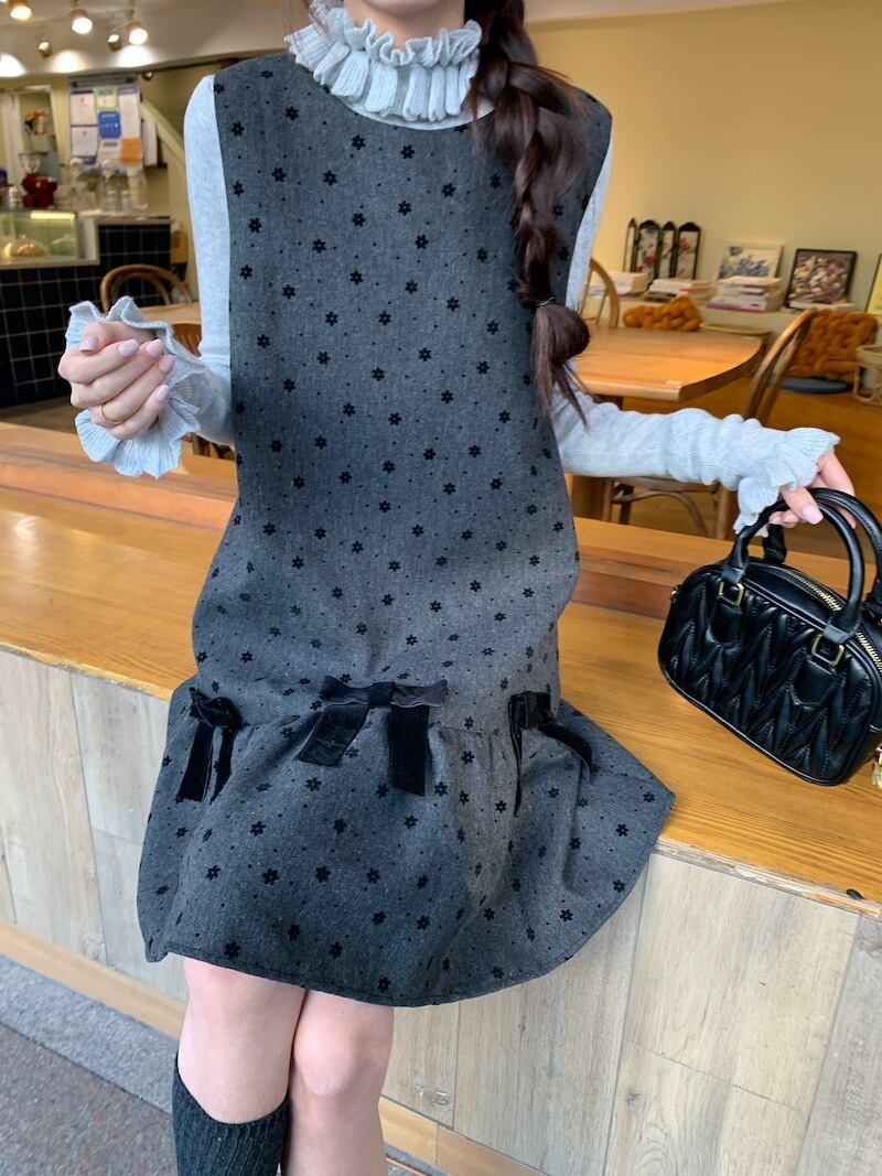 【set】フリルトップス×ベストワンピースセット　M28478