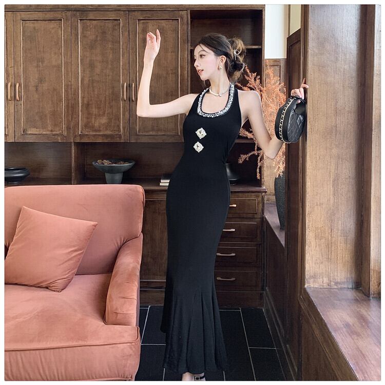 【dress】ビジューホルターネックワンピース　M29726