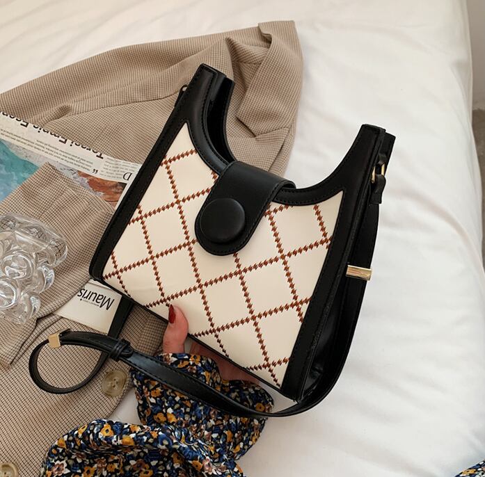 【小物】高級感 シンプルINS風ファッションショルダーバッグ G2151