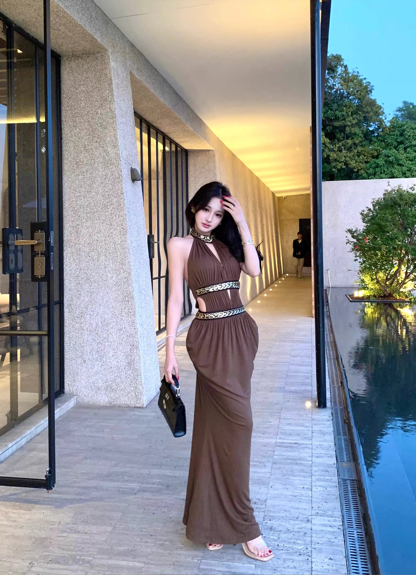 【dress】ホルターネックサイドカットロングワンピース Q8293
