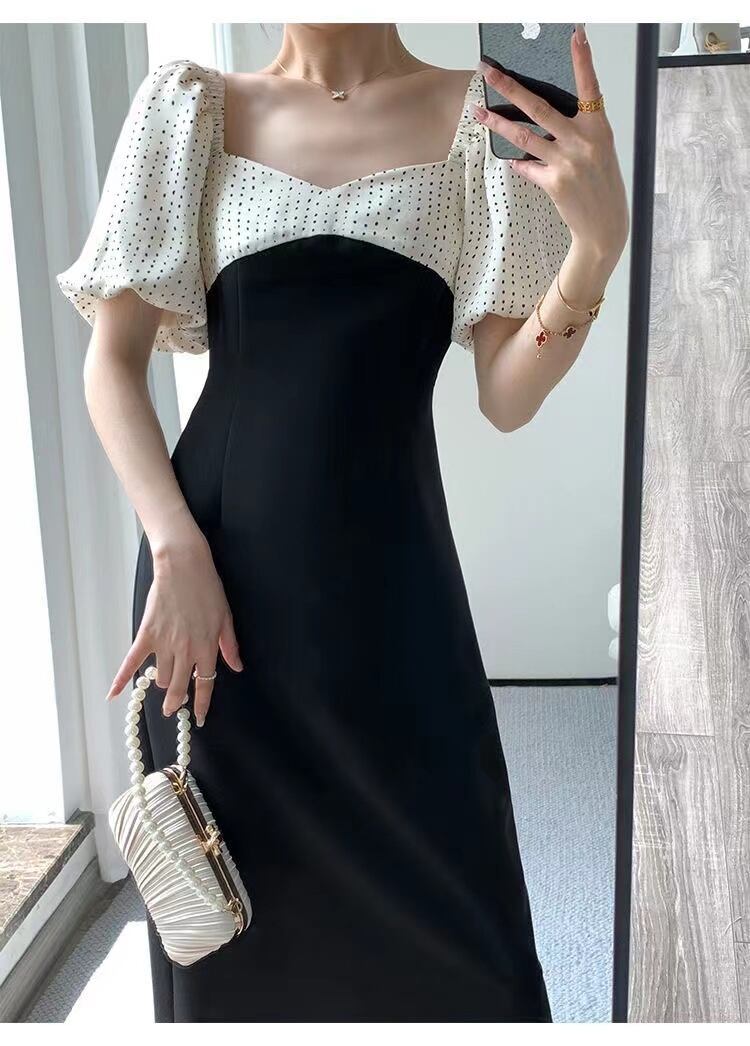 【dress】一目惚れ！レトロスクエアネック半袖パフ袖ドット柄着やせワンピースF2722