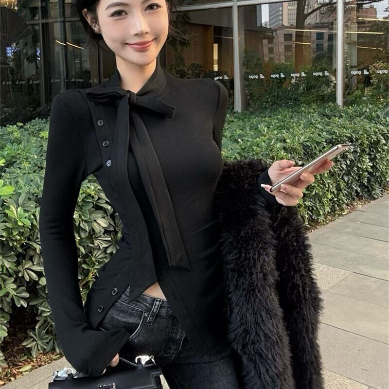 【tops】ボタンデザイン長袖Tシャツ　M29401